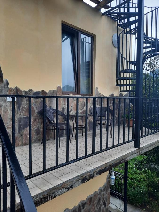 Guest House Bochora Боржоми Екстериор снимка